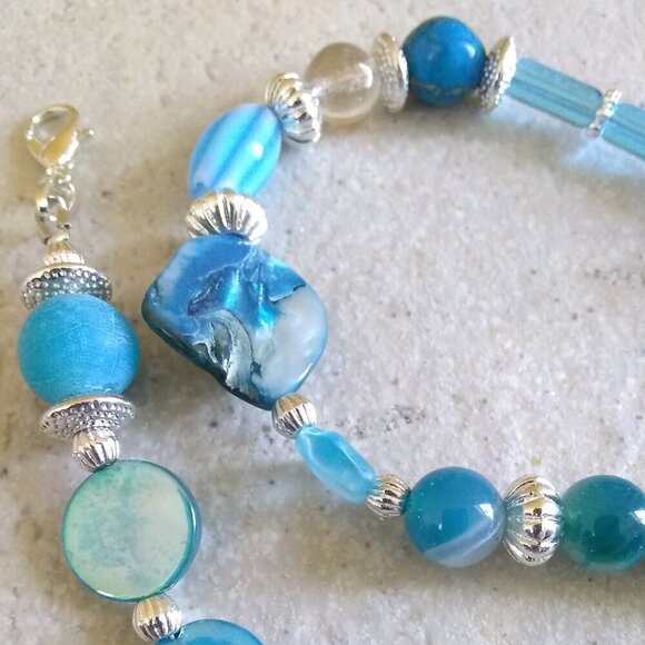 Ocean Blues! Double Wrap Bracelet with Various Type of Beads - Adjustable 7" +++ - Picture 2 of 11
